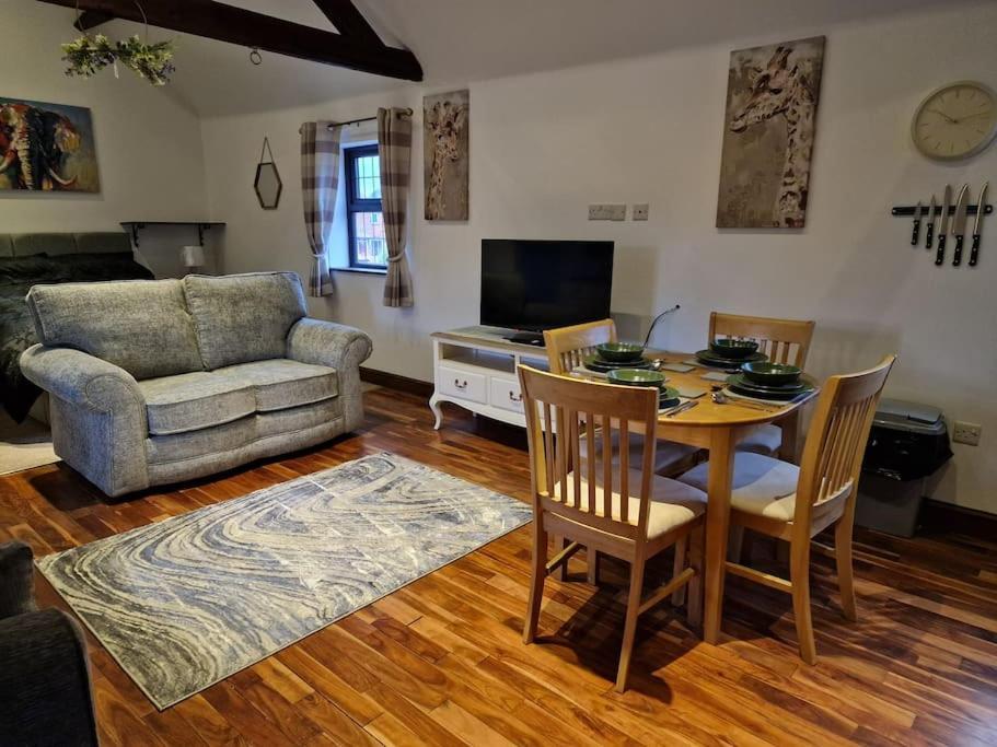 Joiners Arms - Studio Apartments Market Drayton Zewnętrze zdjęcie