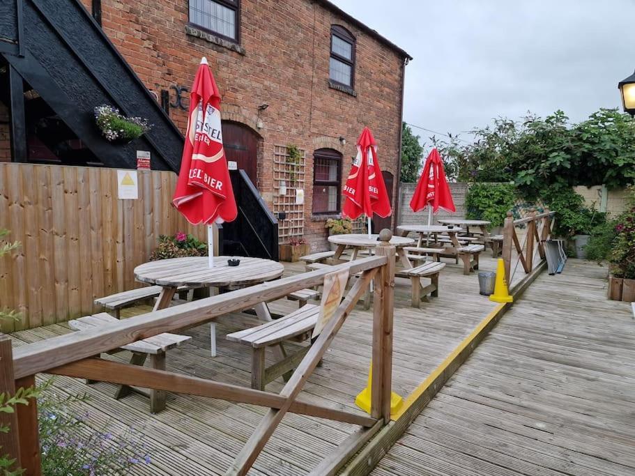 Joiners Arms - Studio Apartments Market Drayton Zewnętrze zdjęcie